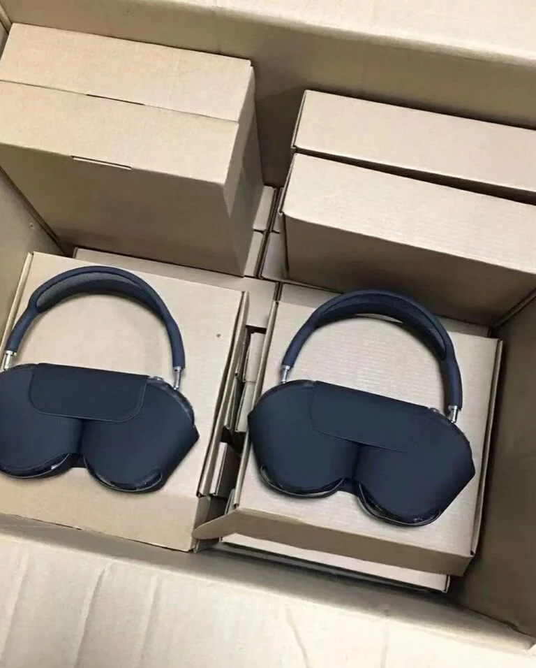 AirPods Max Pallet (30 Pieces)1