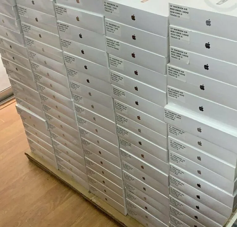 Apple MacBook Air (2020) Pallet – 50 Brand New Units1